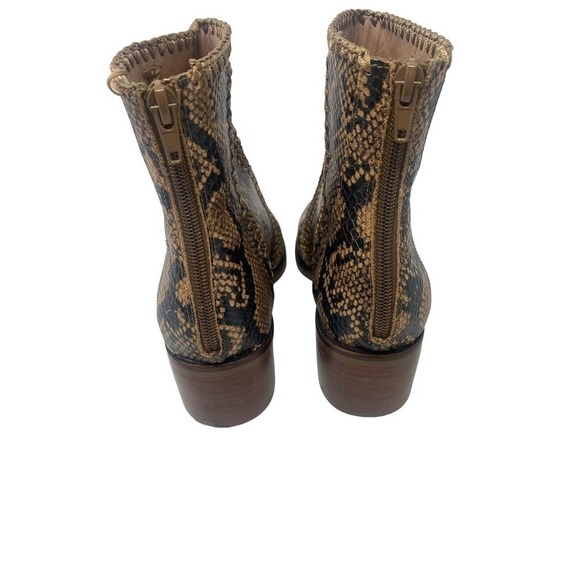 CHELSEA & VIOLET Women’s Snake Print Lucy Boots Size 8M - Picture 3 of 6
